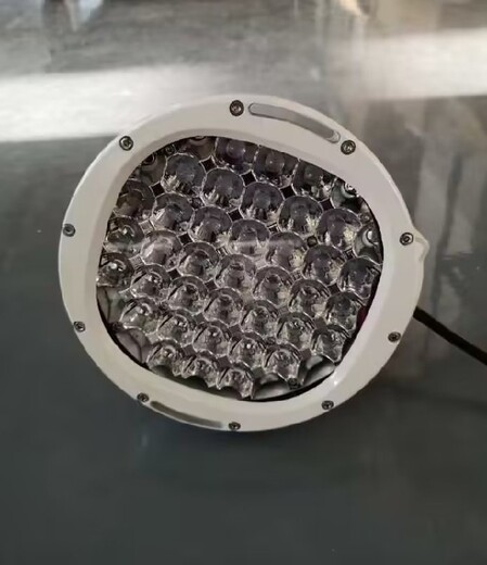 懷柔電動車載倒伏升降照明燈設備