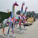 不銹鋼鏤空長頸鹿雕塑圖