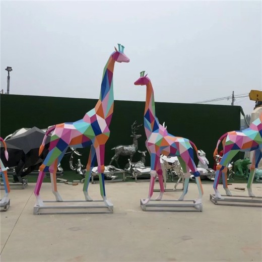 天津不锈钢长颈鹿雕塑生产厂家