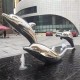 不锈钢镂空海豚雕塑图