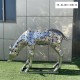 玻璃钢梅花鹿雕塑定制,各种仿真动物雕塑产品图