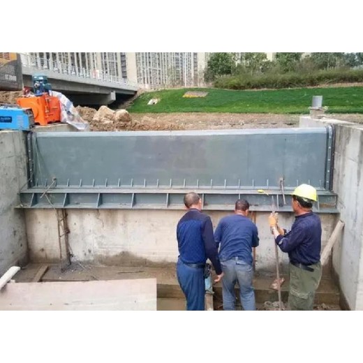 吐魯番不銹鋼翻板壩