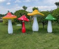 湖南玻璃钢蘑菇雕塑价格
