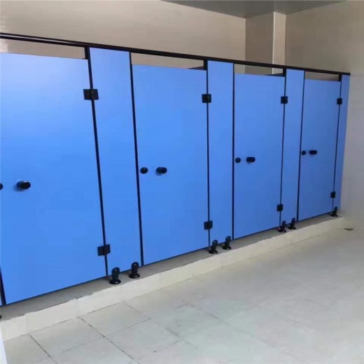 广州荔湾学校厕所隔断-幼儿园卫生间挡板