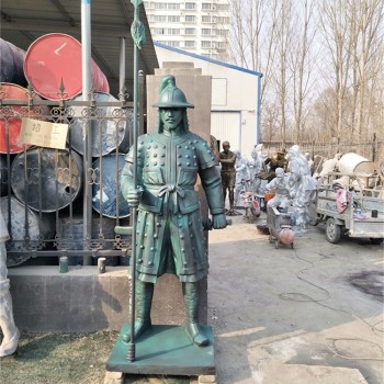 内蒙古玻璃钢仿铜古代士兵雕塑图片