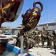 創(chuàng)意天壺雕塑圖