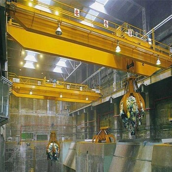 德州抓斗門式起重機廠家價格