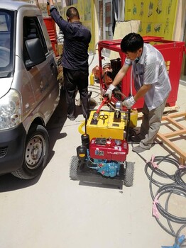 張家口手持式劈裂機(jī)施工案例劈石器