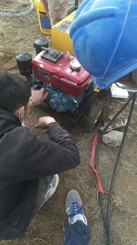 白龍煤礦人工小型液壓巖石裂石機(jī)
