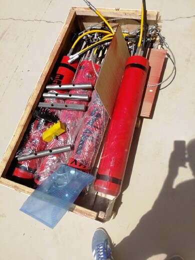 石家莊YGF-450開山機液壓劈裂棒分裂機