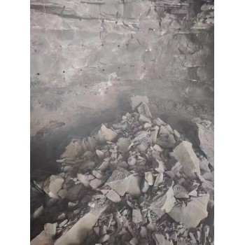 鹤壁井下气体爆破铁矿