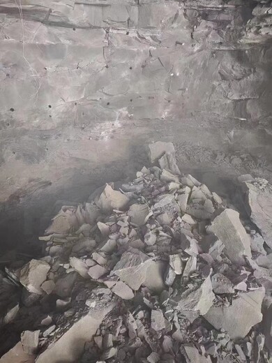 永州井下洞采爆破金屬礦