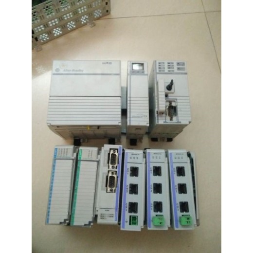 佛山三菱伺服驱动器PLC控制柜收购自动化成套控制系统回收