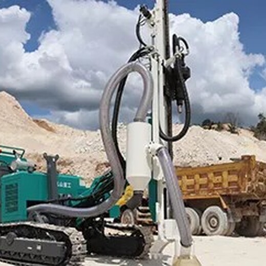 挖礦鉆機(jī)遼寧KS669履帶式潛孔鉆機(jī)