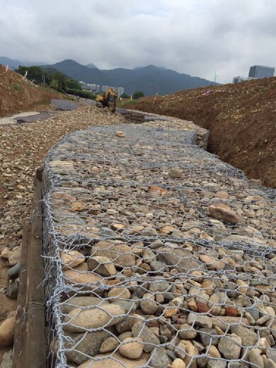 河堤防护雷诺护垫参数