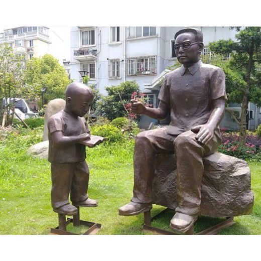 海南公园铸铜雕塑厂家电话铜雕人物