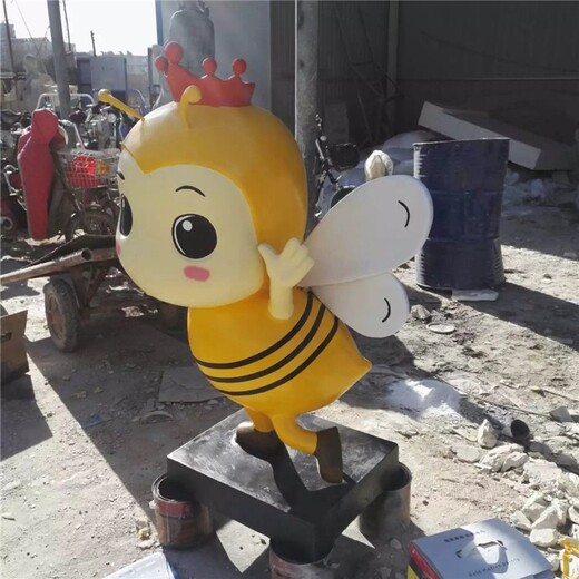 游樂場玻璃鋼卡通蜜蜂雕塑定做,玻璃鋼昆蟲主題雕塑