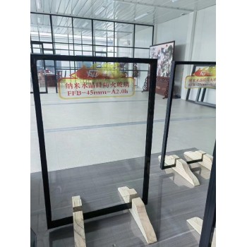 黑龙江防火隔热玻璃生产厂家防火水晶硅玻璃隔热