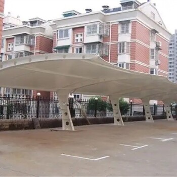 邵陽(yáng)7字型膜結(jié)構(gòu)車(chē)棚膜結(jié)構(gòu)車(chē)棚充電樁棚