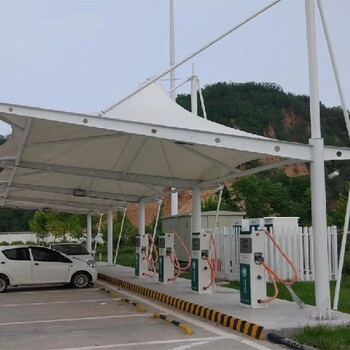 武漢停車棚膜結(jié)構(gòu)車棚張拉膜車棚