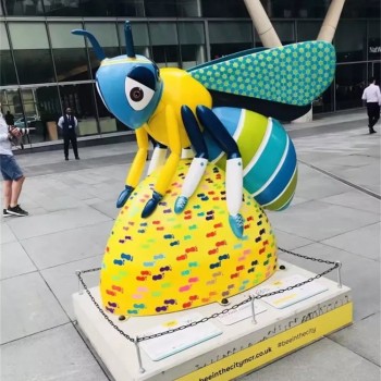 北京创意卡通蜜蜂雕塑