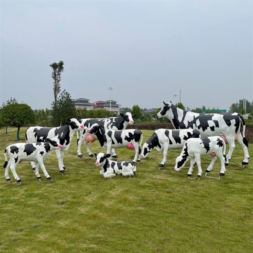 上海玻璃钢奶牛雕塑价格