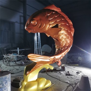 广西镂空鲤鱼雕塑设计