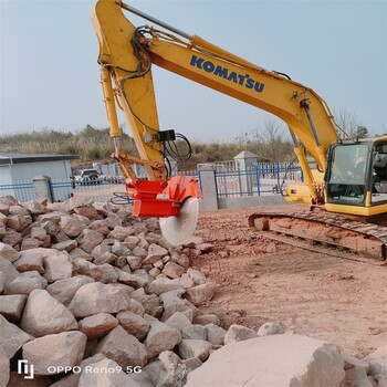 河北承德修路砂岩破除挖机切割锯施工案例开山锯