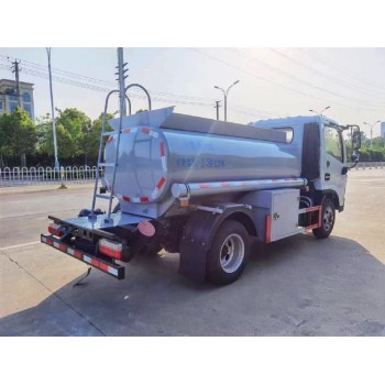 净水剂运输车减水剂罐车供水罐式车