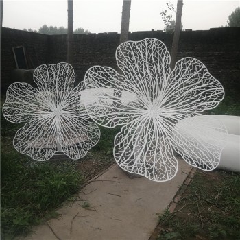 曲阳供应不锈钢抽象花朵雕塑定制