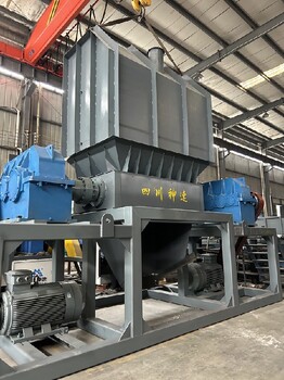 貴州廢舊垃圾撕碎機(jī)規(guī)格