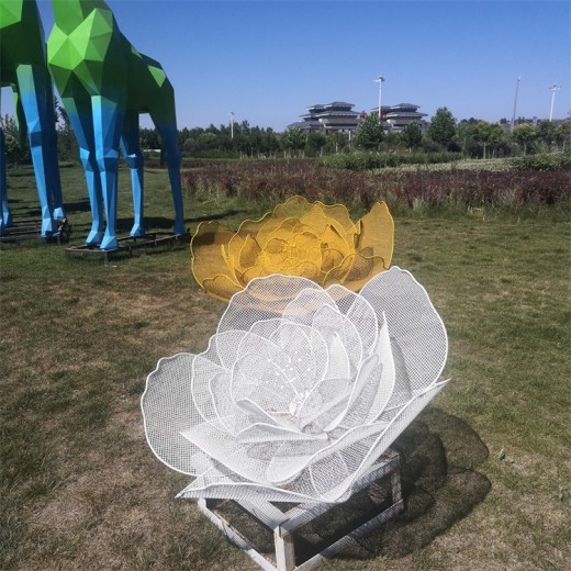 曲阳广场不锈钢抽象花朵雕塑生产厂家