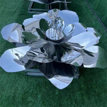 北京户外不锈钢抽象花朵雕塑定制
