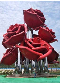 山東大型不銹鋼抽象花朵雕塑定制