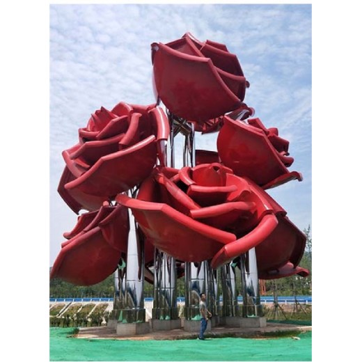 山东创意不锈钢抽象花朵雕塑图片
