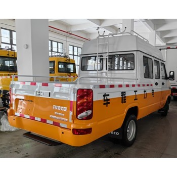 9座南京依维柯电力工程车园林绿化养护车