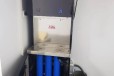 大型直饮机维修保养饮水机更换滤芯