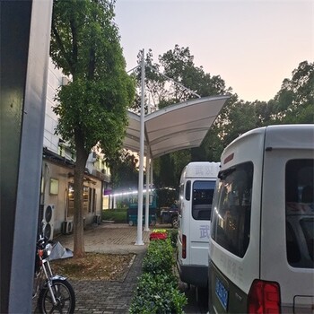 重慶小區(qū)膜結(jié)構(gòu)車棚多少錢一平米