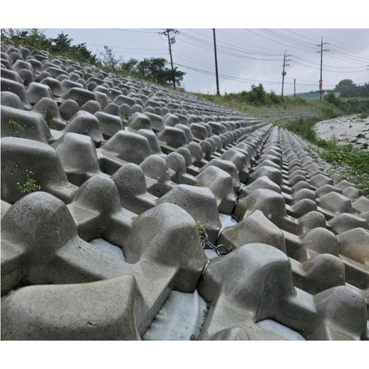 广西福绵区河道弧形仿大理石生态框出售