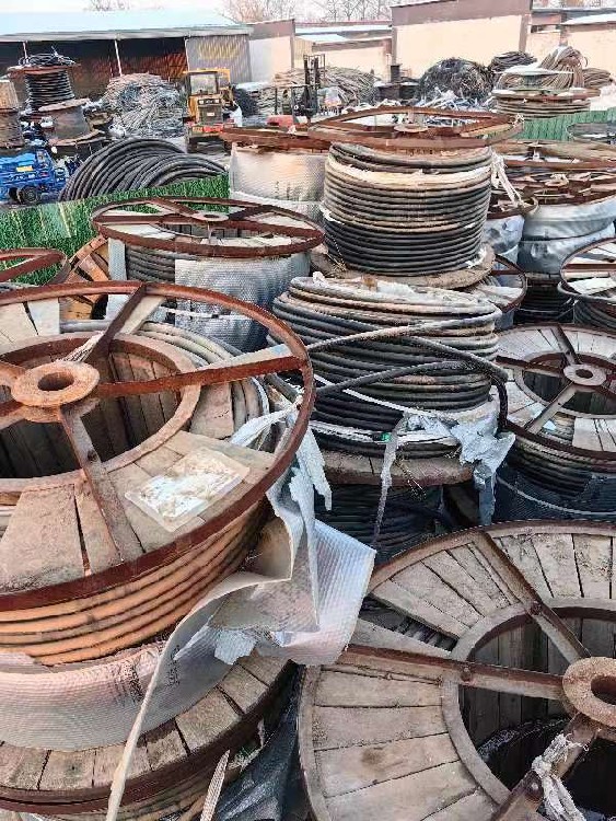 海底电缆回收,赤峰从事铝电缆回收多少钱一吨