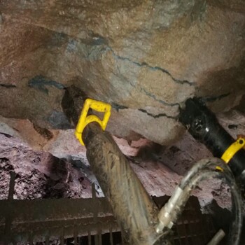寧夏礦山靜態(tài)開采機器開石機