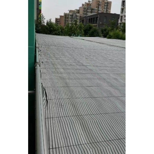 北京门头沟玻璃天窗电动蜂巢帘安装