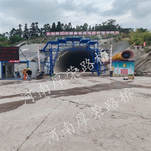 荆州销售隧道二衬喷淋养护台车