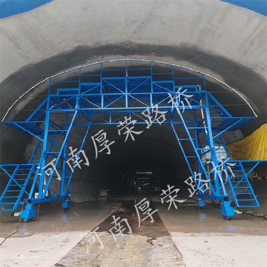 景德镇生产隧道二衬喷淋养护台车
