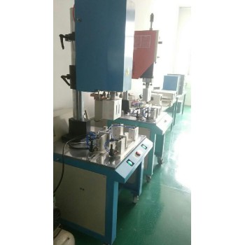 新疆超声波塑料焊接机生产厂家