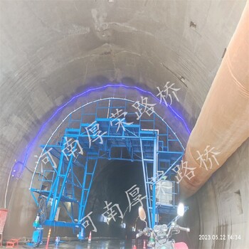 徐州隧道二襯噴淋養(yǎng)護(hù)臺(tái)車(chē)