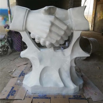 供应拳头造型雕塑公司
