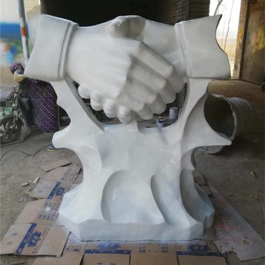 不锈钢拳头造型雕塑公司