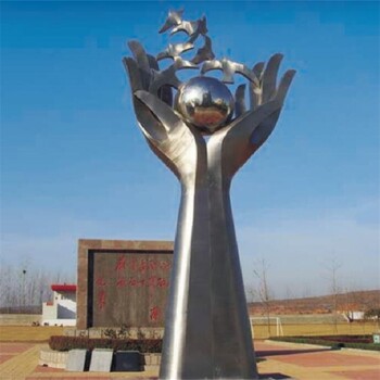 創(chuàng)意拳頭造型雕塑價(jià)格
