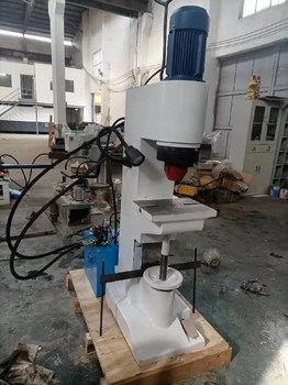 優(yōu)誠機(jī)械YCM汽車車門限位器鉚釘機(jī)鉚接機(jī)質(zhì)量可靠